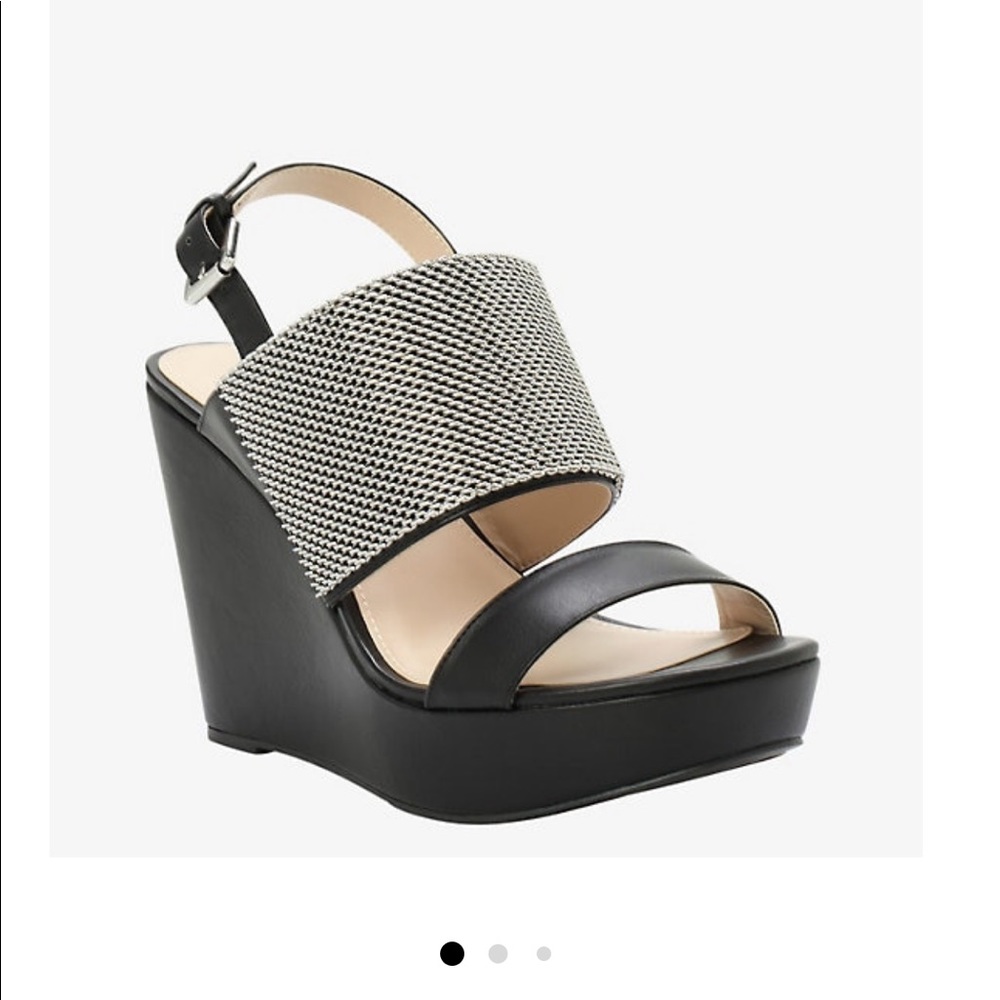 Torrid 10W Black Chain Wedges